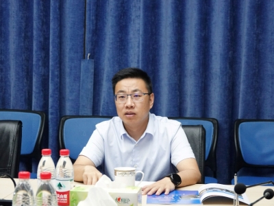 海宁市副市长金超莅临尊龙凯时人生就是搏科技走访调研