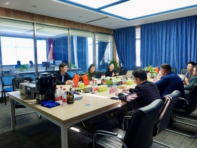 澳大利亚黑德兰港市长莅临尊龙凯时人生就是搏科技考察交流